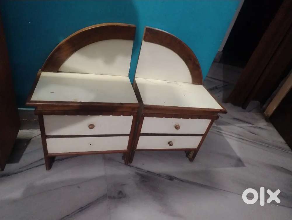 Beds side table
