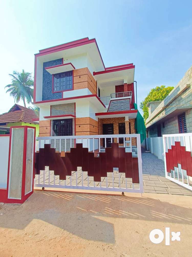 3BHK 4.500Cent 1300SQ New House Near Kaitharam Kottuvally Varapuzha