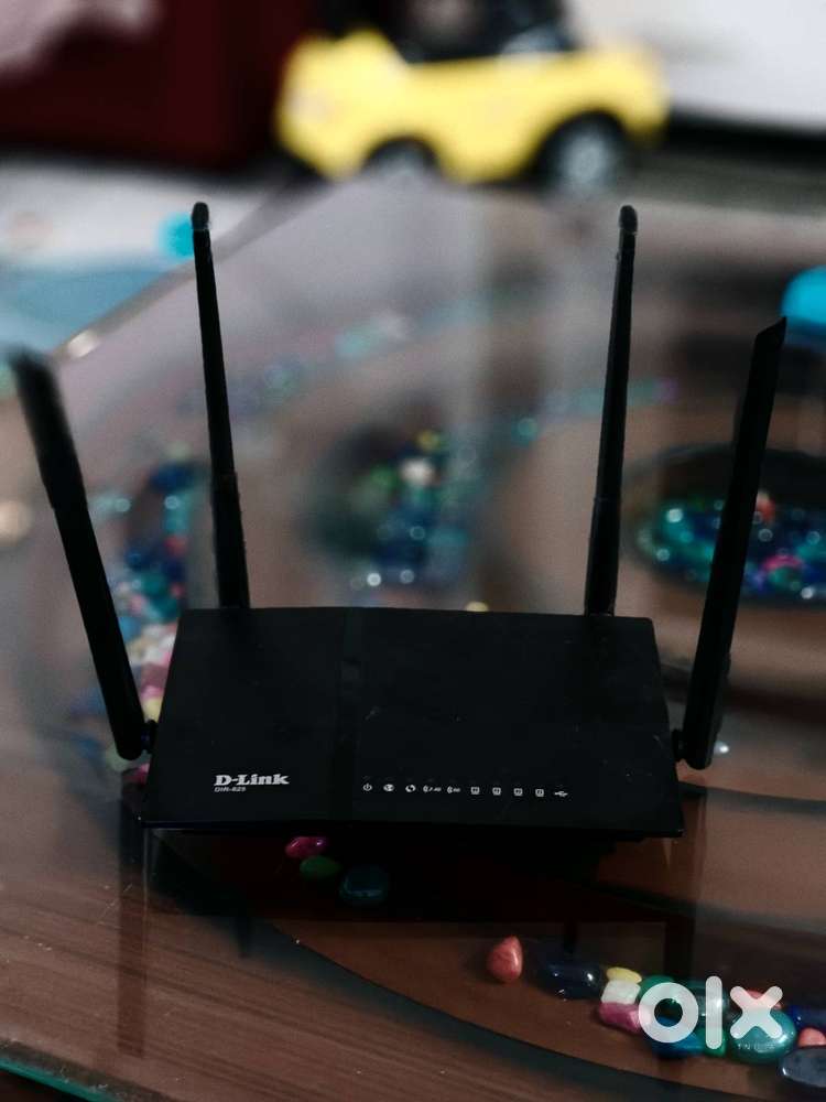 Dlink Dir-825 4 antenna's Wifi router best price
