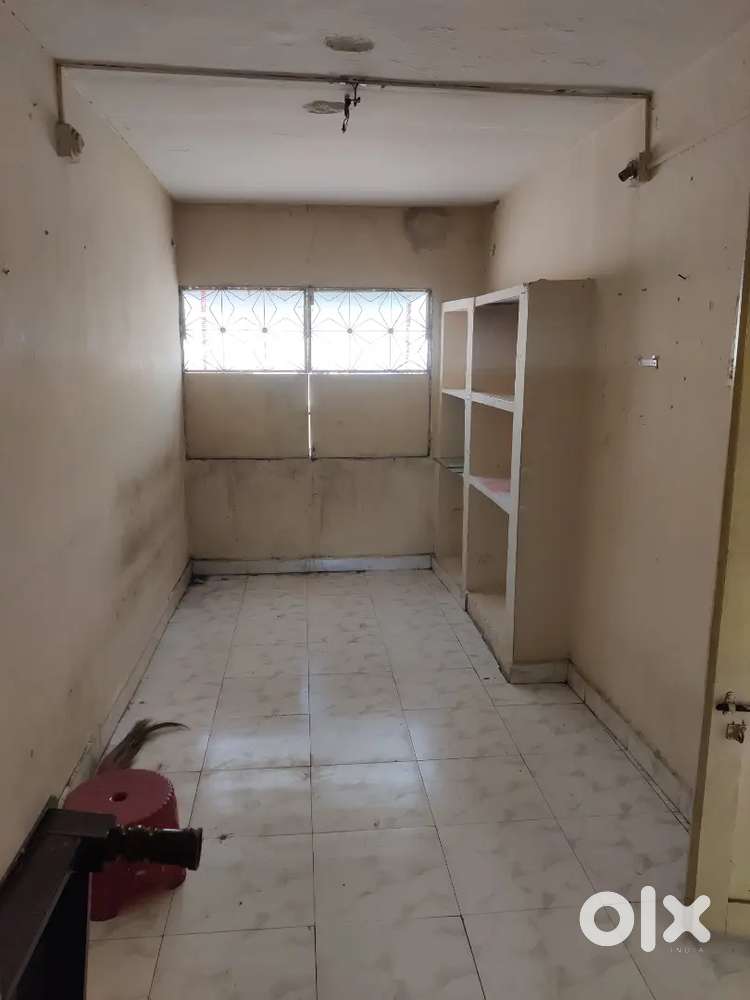 1RK Penthouse for Rent – Open Terrace  Gandhi Nagar