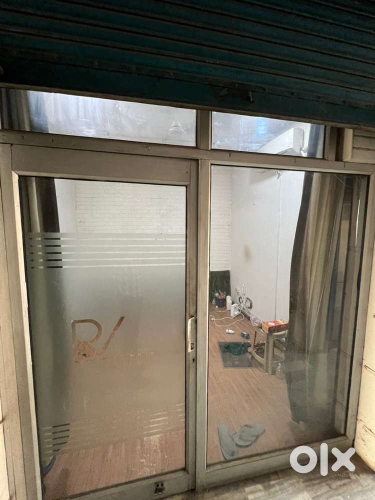 Office Alluminium Front