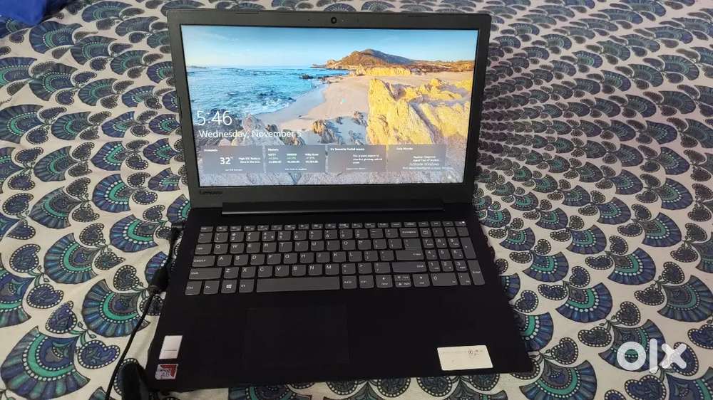 Lenovo laptop 8 256