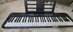 A piano  its urgent