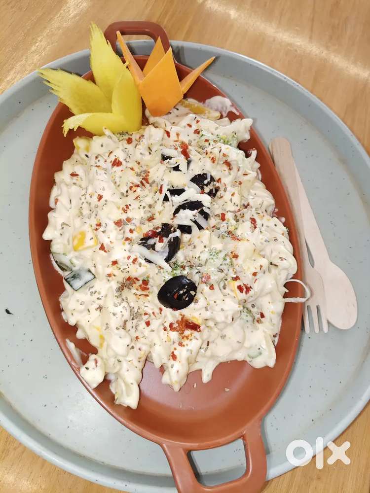 Restaurant captain, stewards