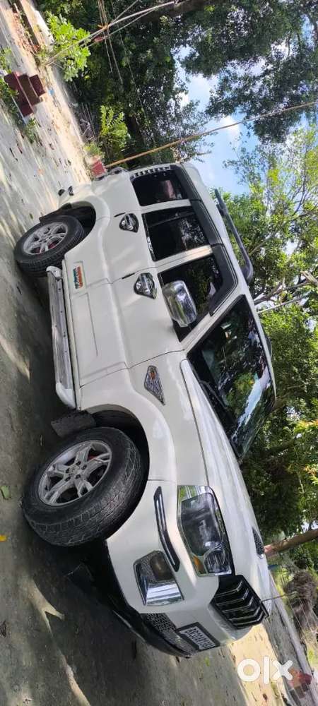 Mahindra Scorpio s2
