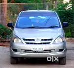 Toyota Innova 2004-2011 2.5 V Diesel 8-seater, 2005, Diesel