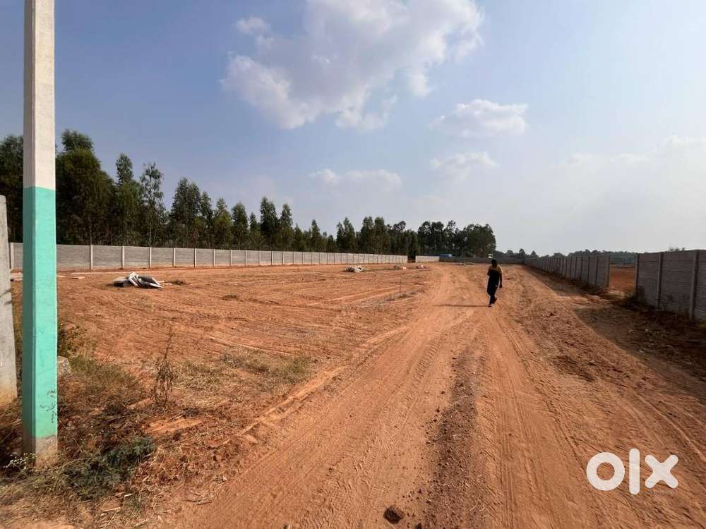 East facing plain land for rent/lease-warehouse/factory
