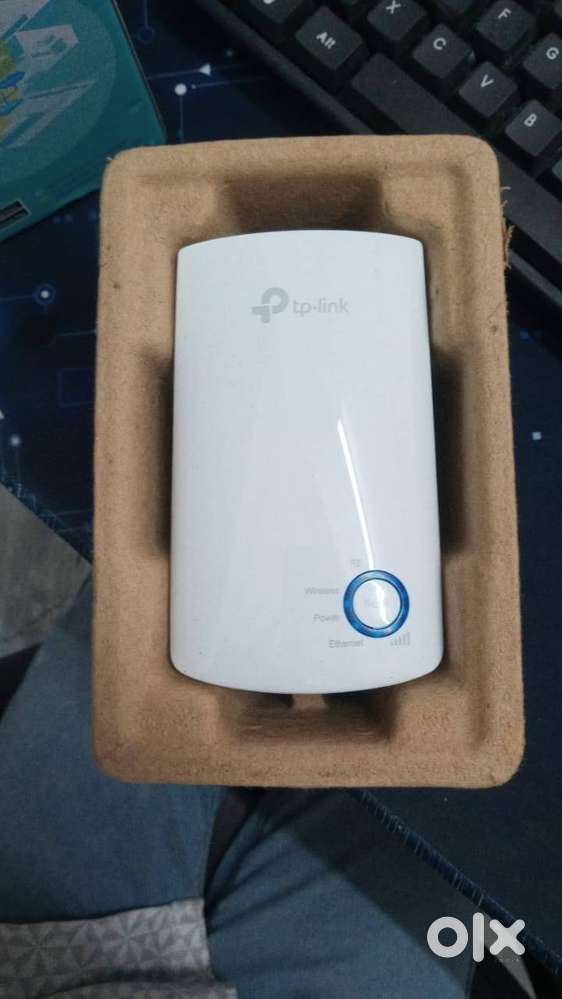 TL-WA850RE 300Mbps Wi-Fi Range Extender-.