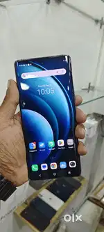 VIVO X100 12GB 256GB USED LIKE NEW CONDITION FULL BOX AVAILABLE