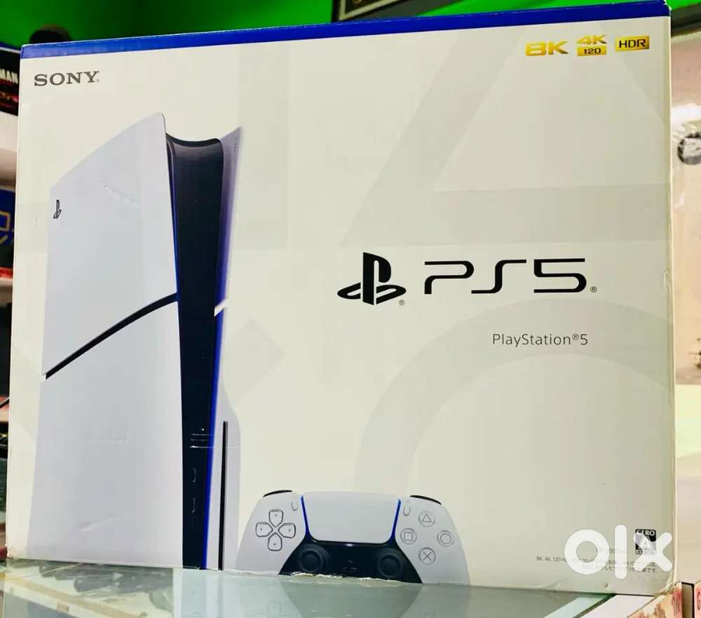 PS5 console new in mint console