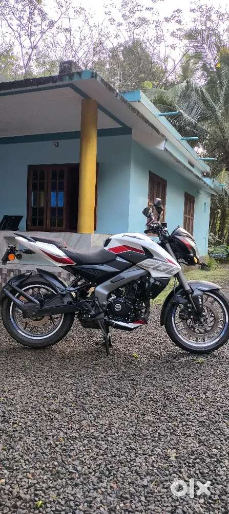 Neat well maintained vehicle