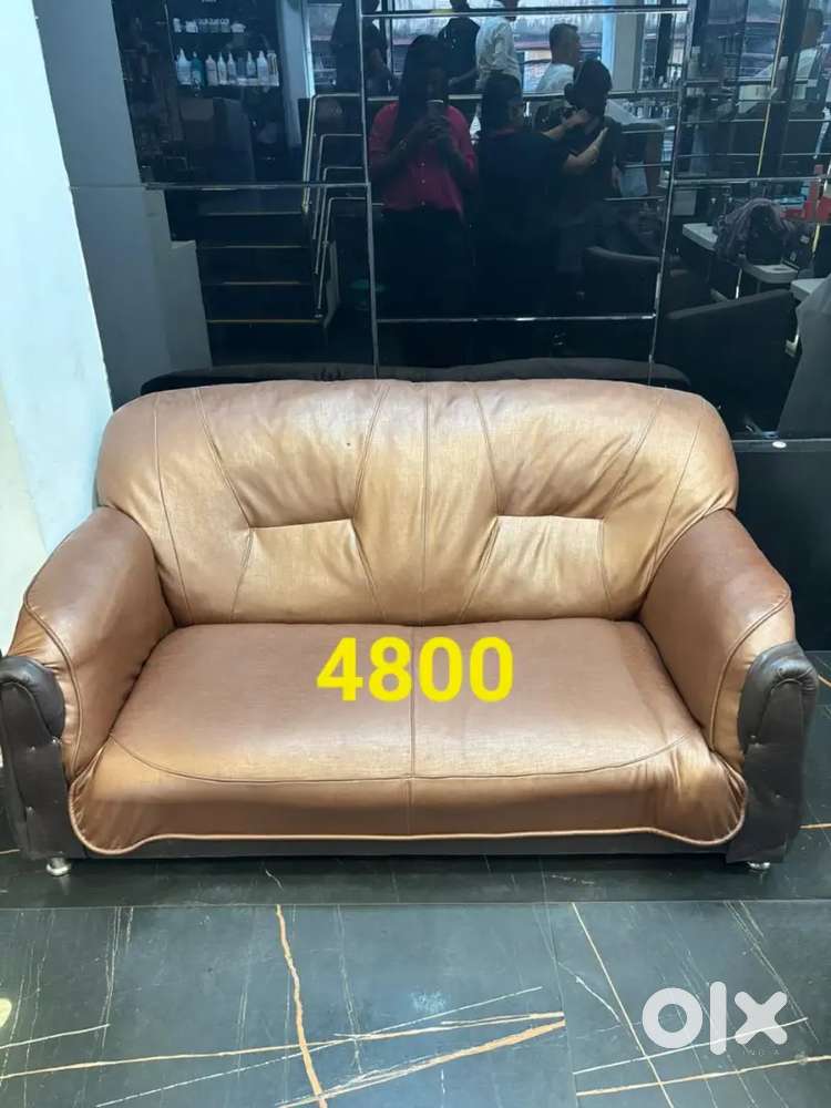 Good condition sofa is in sale low price
