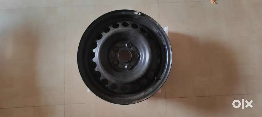 Vitara breeza original rims 4