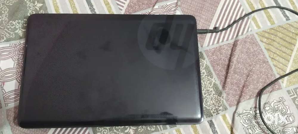 HP laptop for sell ( windows 8.1 ) 4.00 GB x64 based processor
