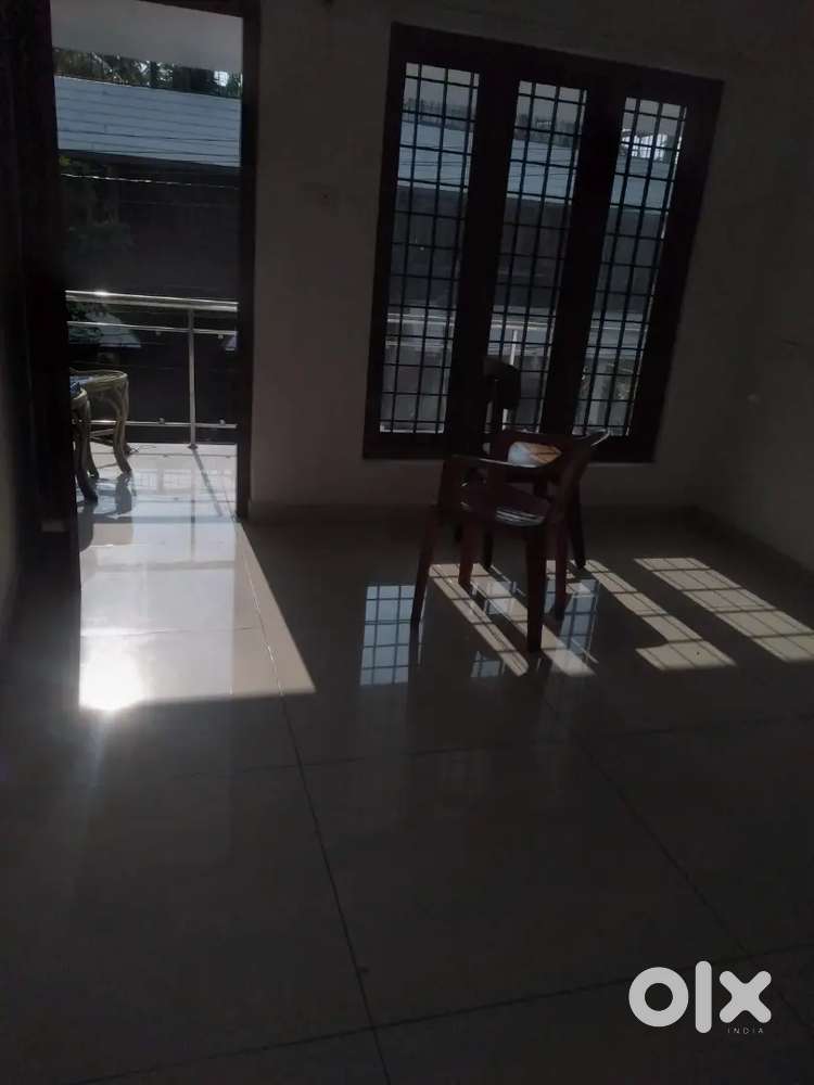 2 BHK 1ST floor House, Kathrikadavu, Pullepady Road,Kaloor