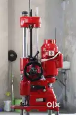 Engine boring and cylinder head mechanic