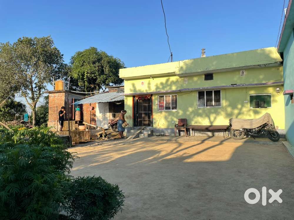1.25 bigha for sale with house  4 rooms 1 sotre room 1 kitchen