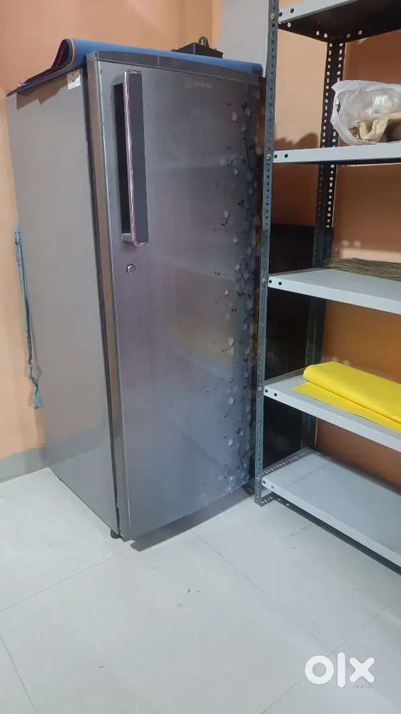good condition refrigerator