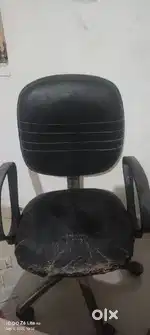 Study arm chair