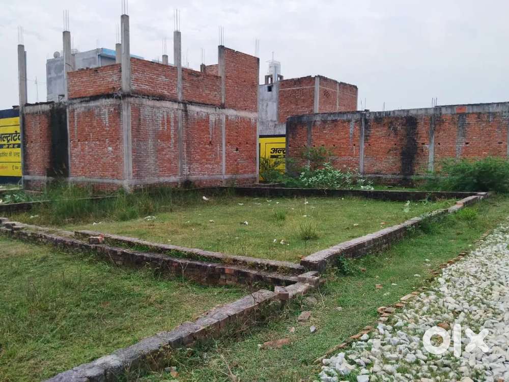 किसान पथ रिंग रोड की सर्विस लाइन से लगे प्लॉट ले बैंक लोन के साथ