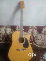 Guitar good condition