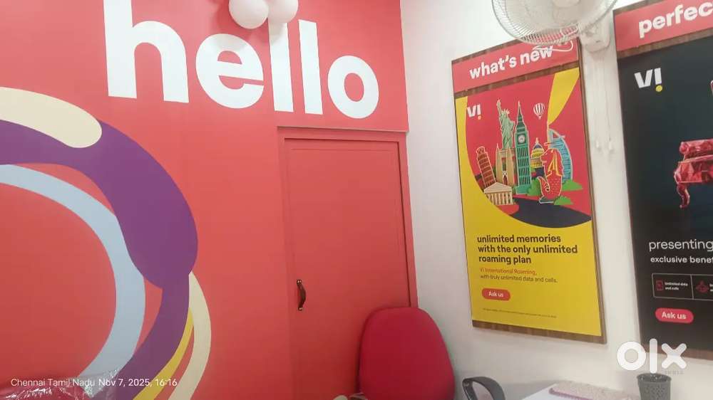 Customer service officer