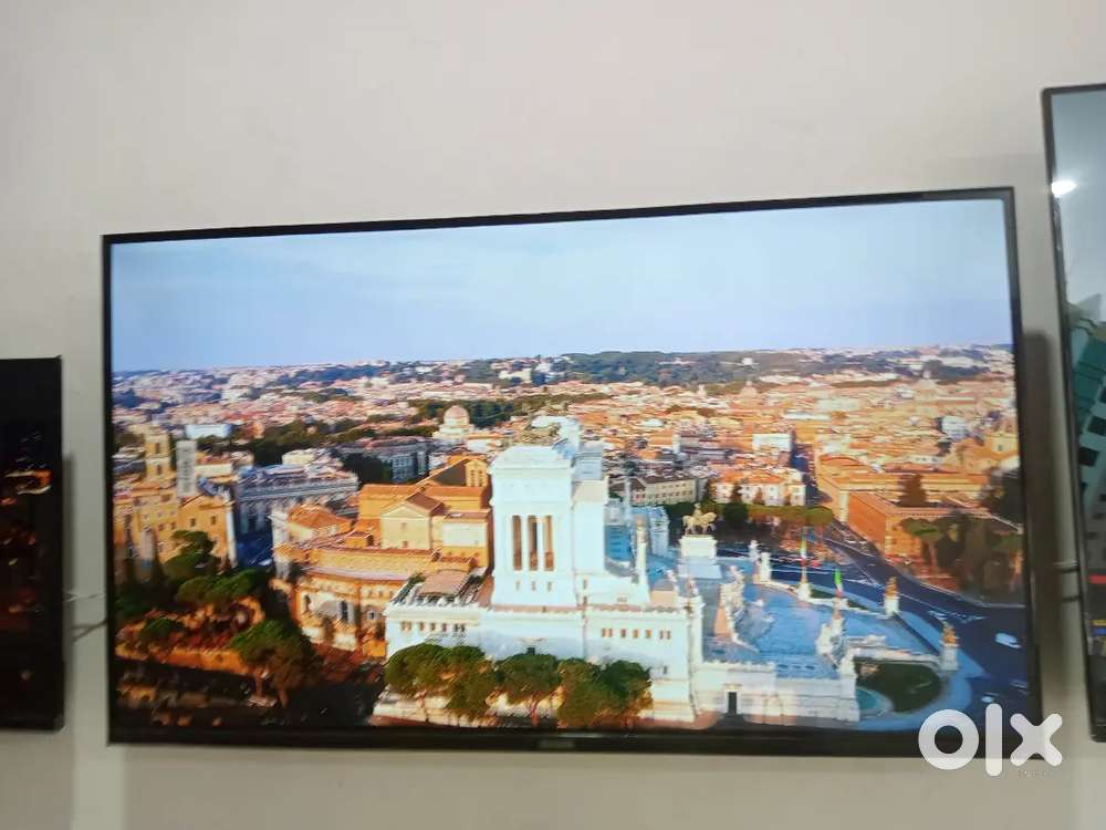 Aiwa smartv with 4k Ultra HD and 50% off on Bajaj electronics