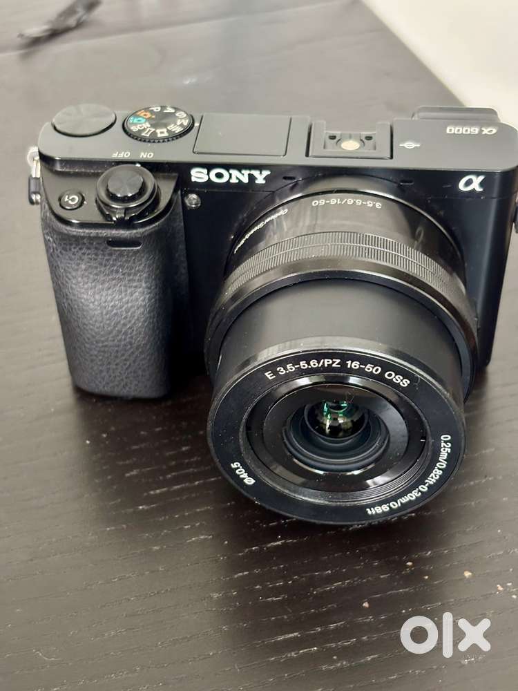 Sony a6000 mirrorless APSC 24megapixel camera