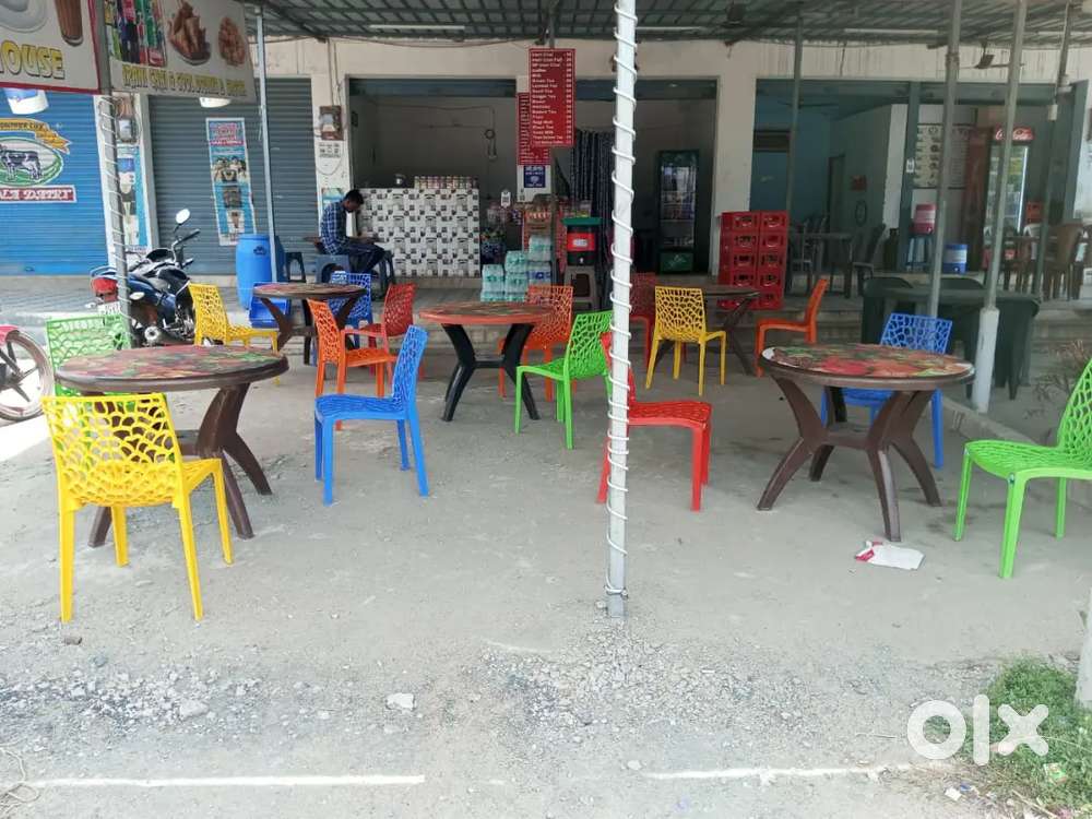 Good lucky cafe.. Good business