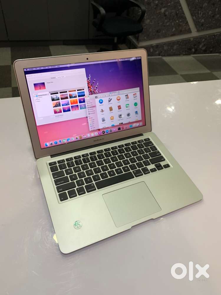 Apple MacBook Air / 13inch / A1466 / i5 / 4GB / 128GB / Warranty