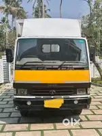 TATA 407 SINGLE WHEEL 14FEET CONTAINER