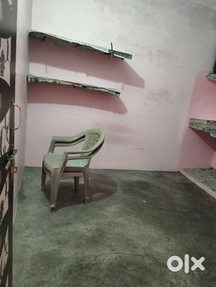 2 rooms one bathroom