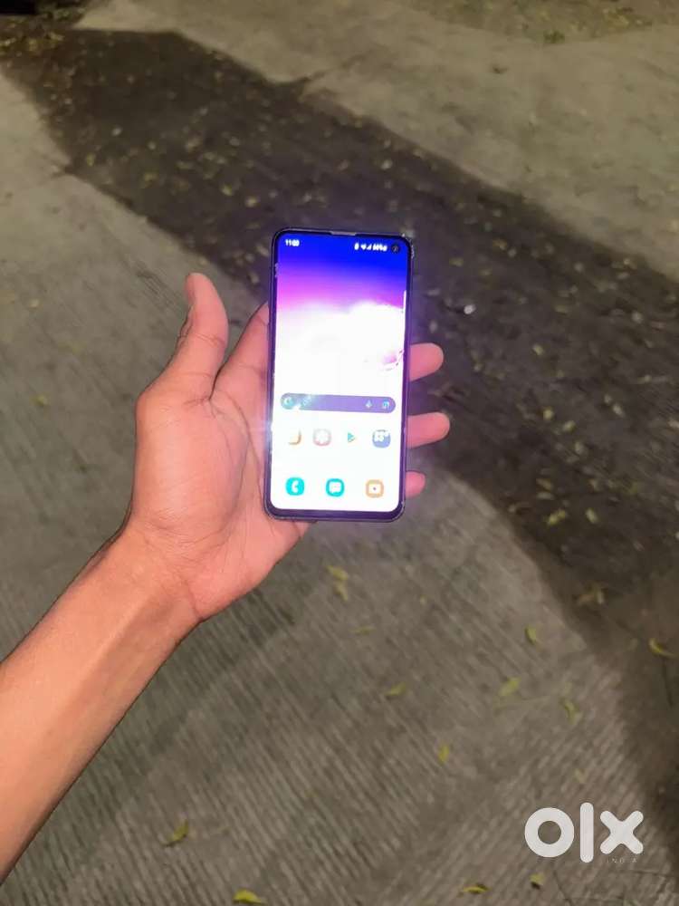 Samsung galaxy S10e 6/128