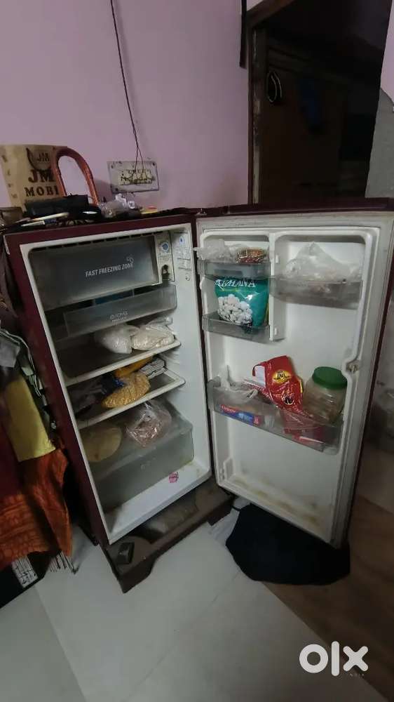 Refrigerator