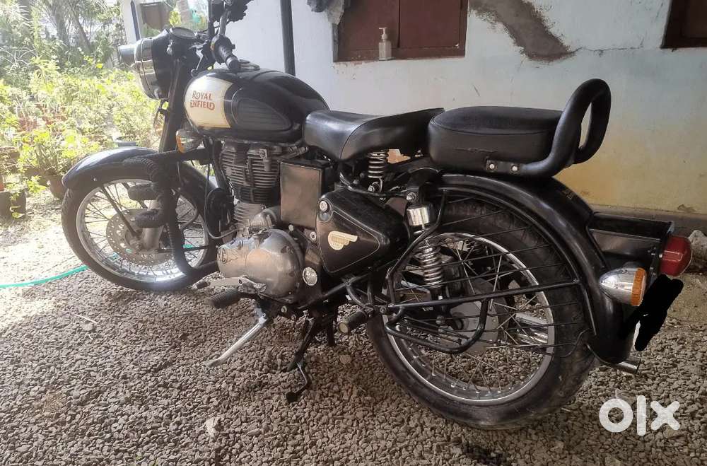 Classic 350 Black