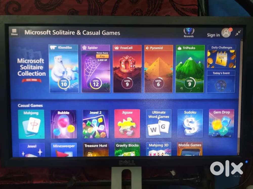 Available sale Dell monitor sale note:- White bach but good working