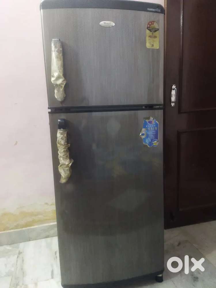 Whirlpool double door fridge in good condition.