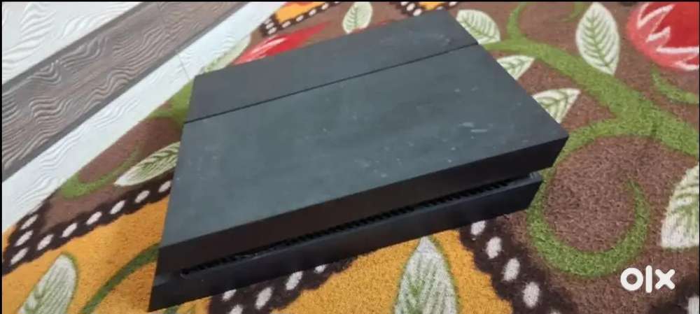 PLAYSTATION 4 STANDARD 1TB