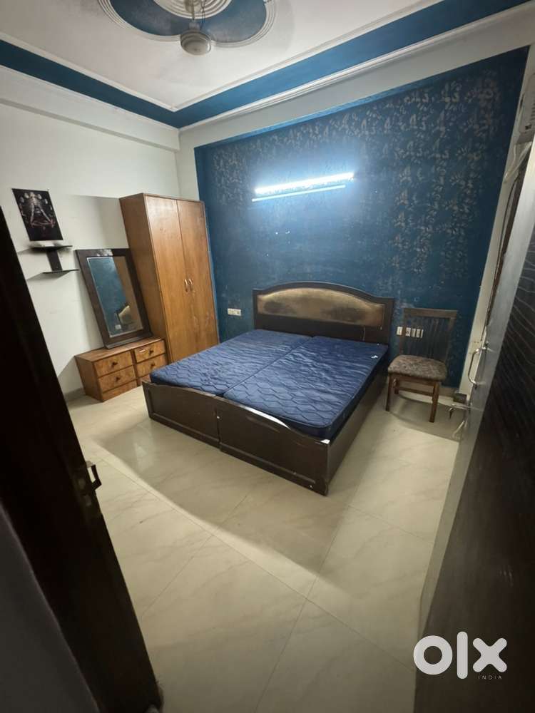 CHEAPEST  common balcony at front 1RK FULLY FURNISHED DLF 3 U block