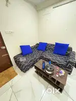 L-Shaped 4-Seater Sofa (LHS) with Center Table – Only ₹5,999!