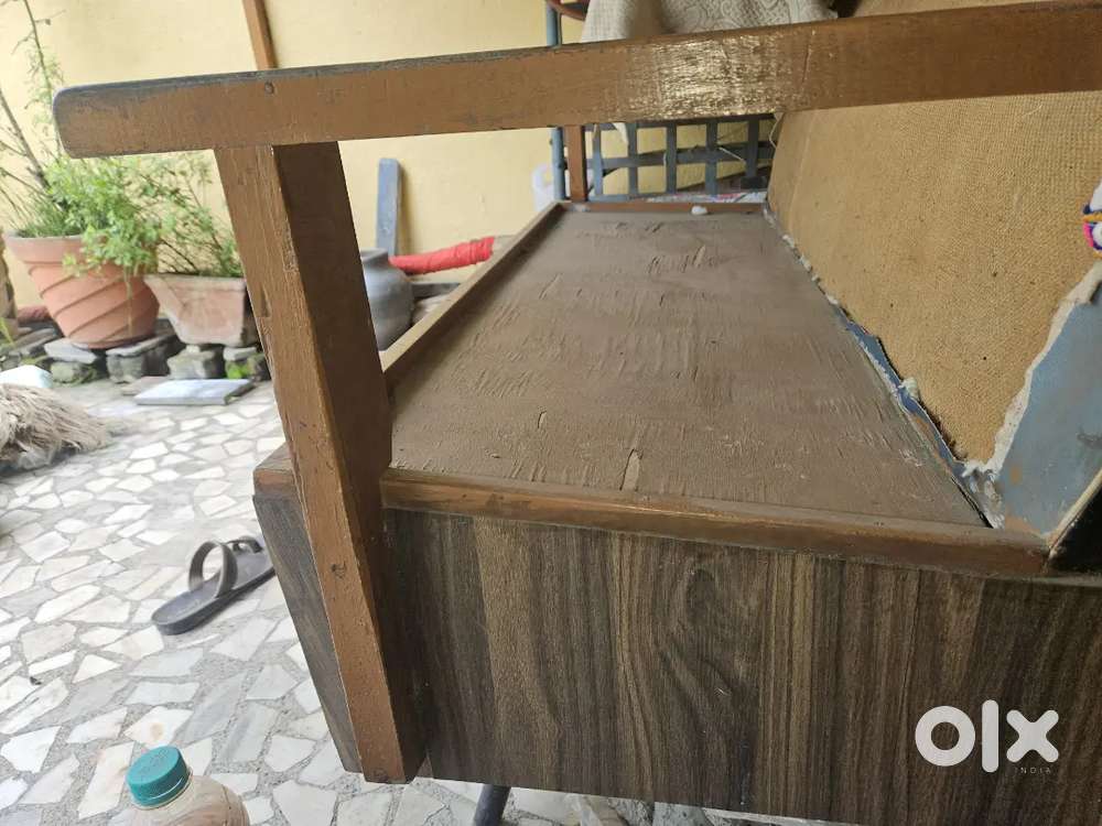 Teak Sofa .(Sagwan Sofa)