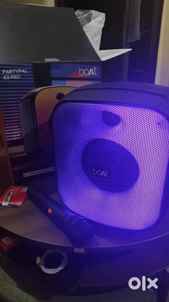 Karaoke Speaker with Mic