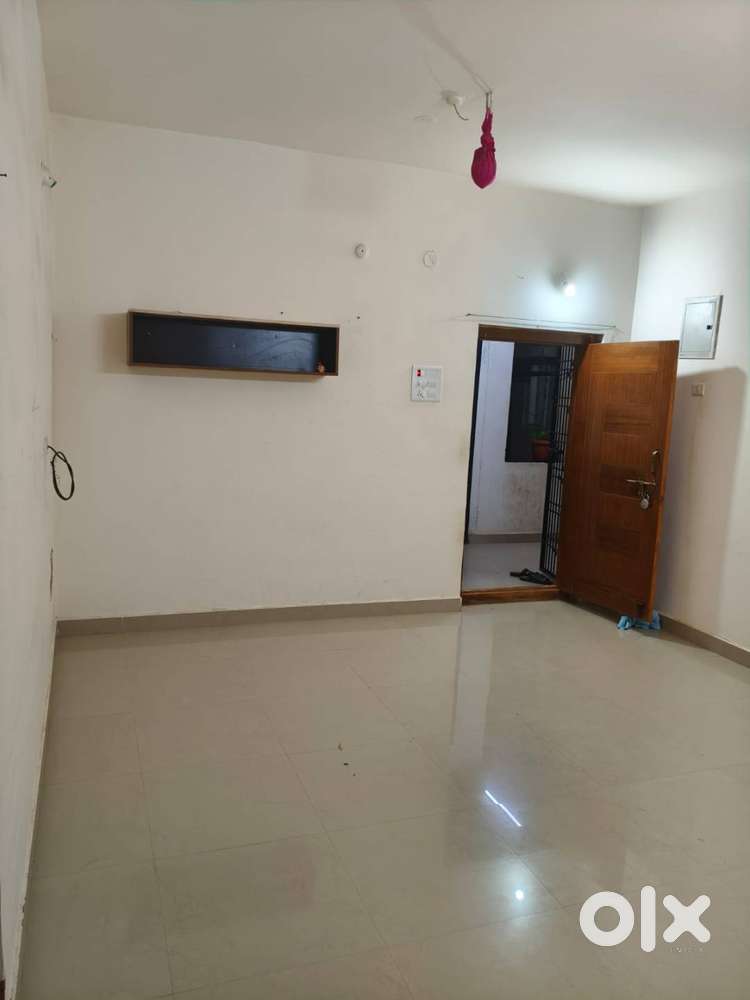 GOOD NEW 2BHK HOUSE RENT OPP TO OMEGA