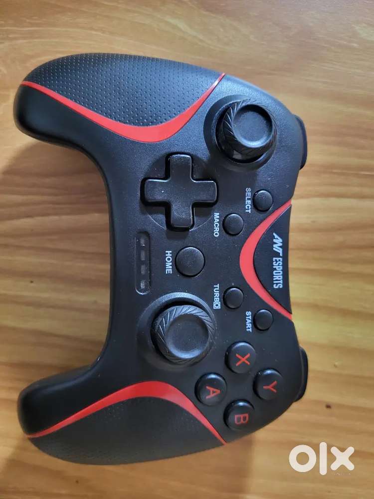 ANT eSports GP325 controller with mobile stand