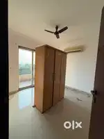 3bhk semi furnished Apartments for rent out at prime location