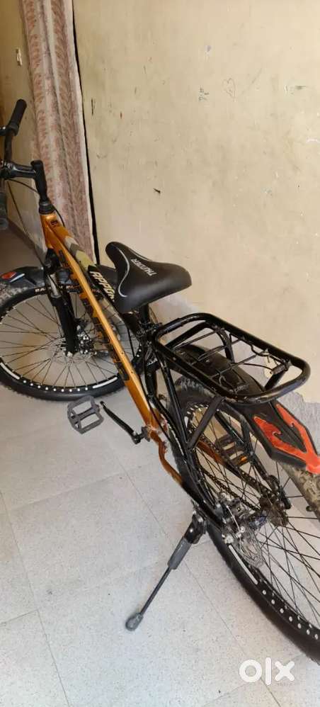 Full size bicycle,  very good product ,only 20 days old