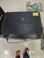 This is a (CANON g3000 colour printer this is working model