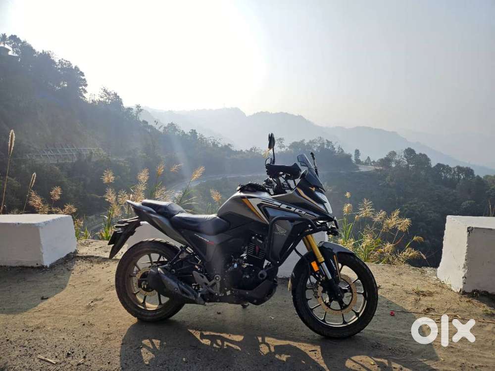 Honda CB200X