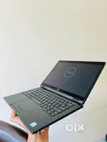 Dell 7390 2 in 1 Touchscreen i7 8th gen