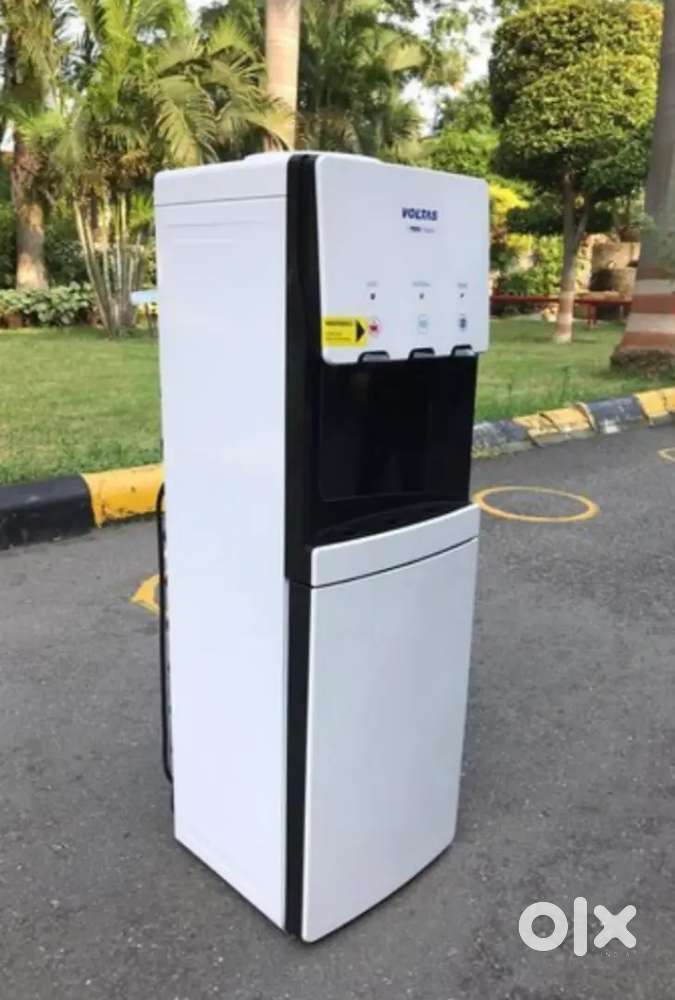 Voltas water dispenser with a attached refrigerator